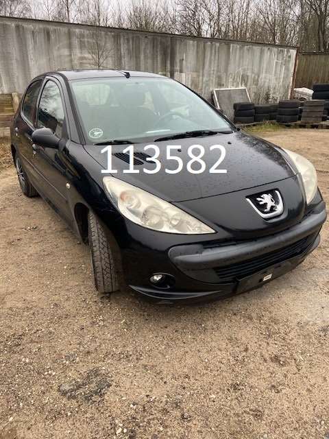 113582peugeot
